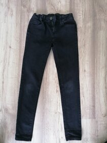Dievčenské čierne rifľové nohavice veľ:EU164 - 2