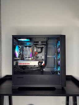 Intel 14jadro/28vlakno, Vega 64 8gb, 16GB RAM, 256gb+1tb - 2