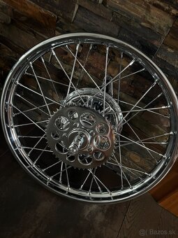 Prodám nově repasované orig. zadní kolo Jawa 350 OHV - 2