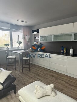 Predané _ ZĽAVA - Predaj nadštandardného Bytu - 2