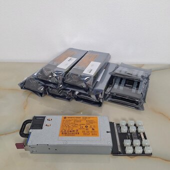 HP 750W Platinum serverový zdroj + Break Out Board CPU - 2