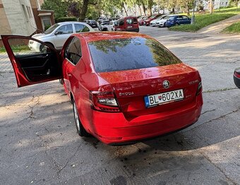 Škoda Octavia 1,6 diesel MT - 2