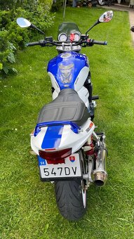 Suzuki gsx 1400 - 2