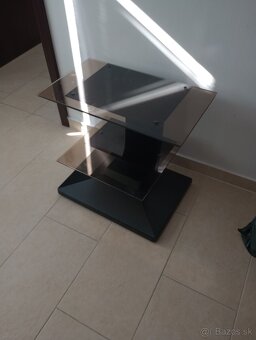 Tv stolík - 2