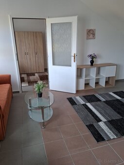 Prenájmem kompletne zariadený 2- izbový apartmán v Košiciach - 2