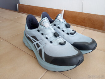 Panske bezecke tenisky ASICS WTRZD. - 2