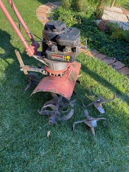 Predám rotavátor BRIGGS & STRATTON - 2
