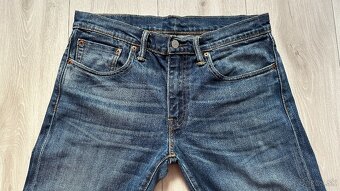 Pánske,kvalitné džínsy LEVIS 504 - veľkosť 32/32 - 2