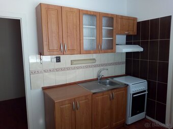 Prenajmeme 1 izbový v NZ, na sídlisku JUH - 2