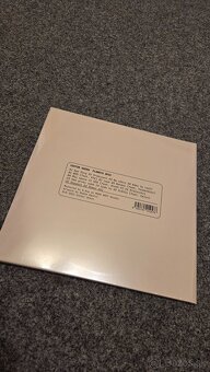 Viktor Sheen - Planeta Opic VINYL (2023) ve fólii - 2