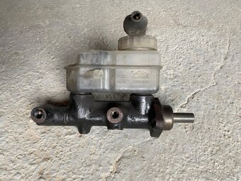 Bmw e30 hlavný brzdový valec - 2