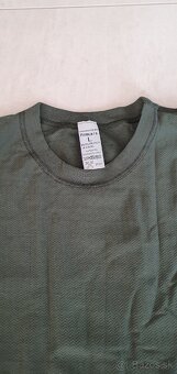 NOVÝ, vojenský termo nátelník, L - 2