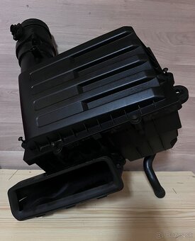 Škoda Octavia 3 filter box - 2