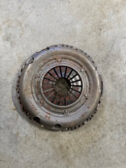 Prítlačný tanier - 2