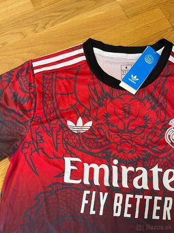 Real Madrid - 2