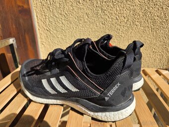 Adidas 6 - 2