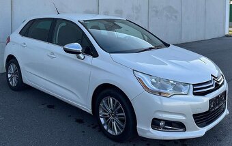 Citroen C4 rok 2012 hatchback biela farba - 2