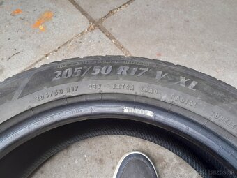 Letné pneu 205/50 R17 - 2
