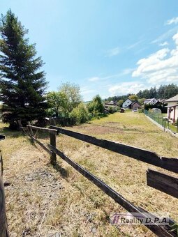Iba u nás - Stavebný pozemok Valča - 2