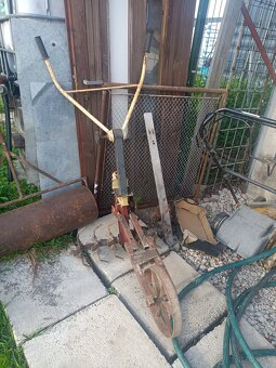 Predám rotavátor,bez motora - 2