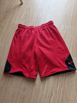 Obojstranné kraťase NIKE - 2