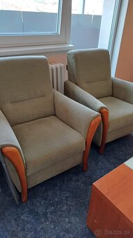 Gauč (rozkladací) + 2 kreslá + stôl zadarmo - 2