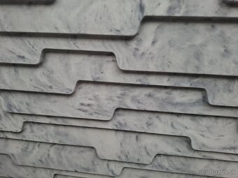 Betónové panely a stĺpik na plot – úplne nové 40€/3ks - 2