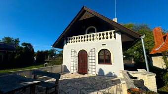 Na predaj viničný dom s pozemkom a krásnym výhľadom na mesto - 2