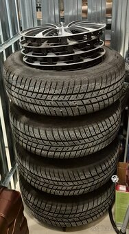 Komplet zimné 16" kolesá: Barum Polaris, plecháče, puklice - 2