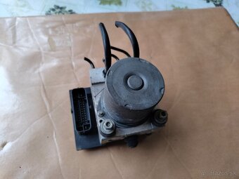 ABS kocka Audi A6 C6 3.0TDI 165kw - 2