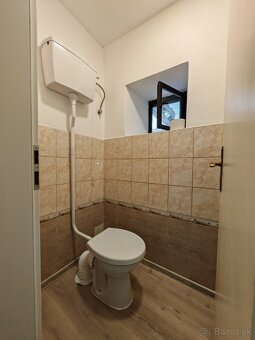 Do prenájmu 2 izbový byt v centre Komárna - 2