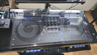 Pioneer DJ / AlphaTheta DDJ-GRV6 - 2