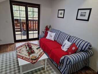 Roztahovaci gauč - 2