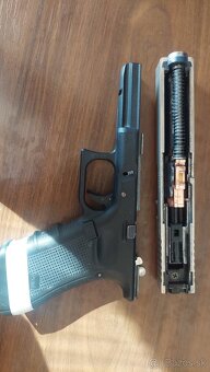 Airsoft WE Glock 17 - 2