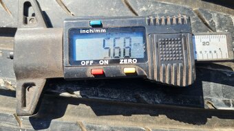 Letne pnsunatiky 235/50 r18 dunlop - 2