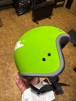Prilba Vespa - 2