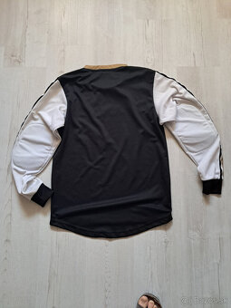 dres Triumph S/M - 2