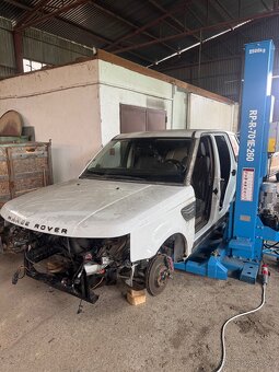 Land Rover Range Rover Sport 3.0 TDV6 - 2