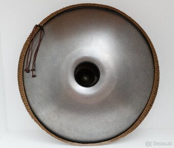 Handpan bubon v D-mol tónine s 12 tónmi - 2