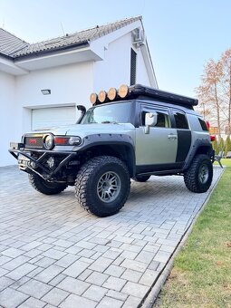 Toyota fj 4x4 - 2