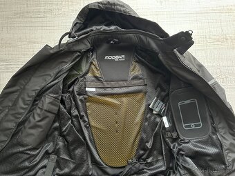 Moto bunda Modeka Jakson - 2