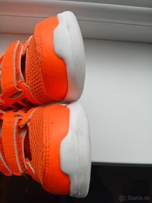 Adidas č.21 - 2