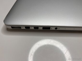 MacBook Pro 13" Retina (Early 2015) - 2