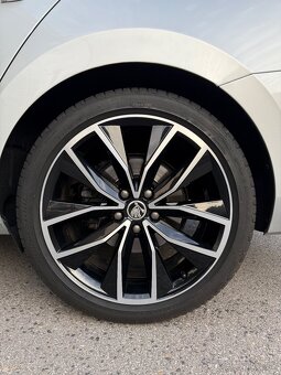5x112 org. SKODA SEAT VW 235/40 r19 8jx19 - 2