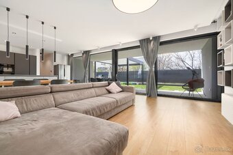 BE.LIVE.COMPANY- 5-IZBOVÝ BUNGALOV- GARDENS- SENEC - 2