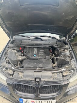 BMW 320d 2011 - 2