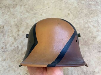 Nemecká prilba M17 - 2