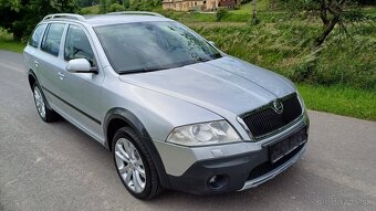 Škoda octavia Scout 2.0 FSI4x4.combi model 2009 dobrom stave - 2