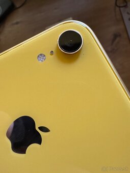 Predám Apple iPhone XR 64 GB – žltý - 2