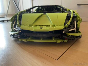 Lego Technic 42115 Lamborghini Sián FKP - 2